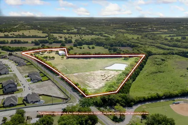 10590 FM 121, Van Alstyne, TX 75495