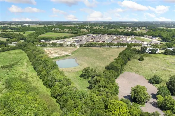 10590 FM 121, Van Alstyne, TX 75495