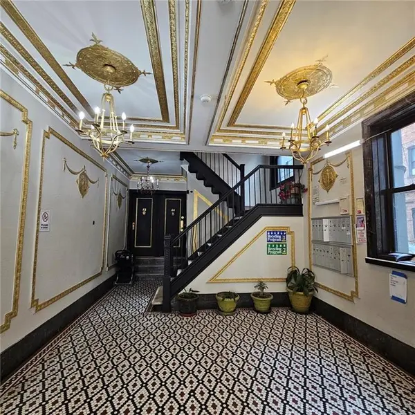 2069 East 12th ST, Brooklyn, NY 11229