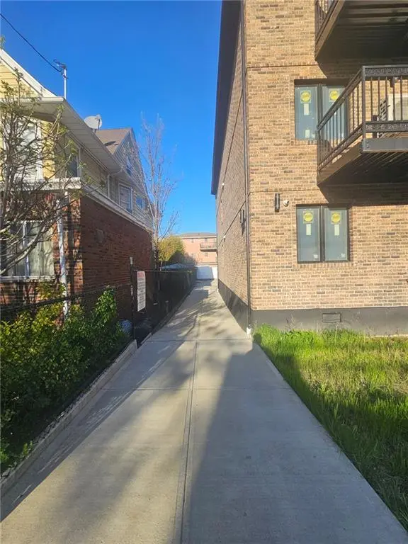 2721 East 21st ST, Brooklyn, NY 11235