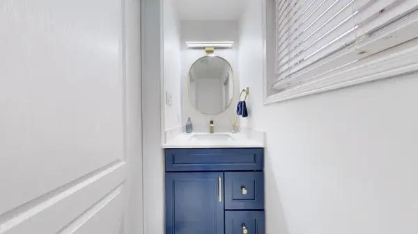 51 Unsworth CRES, Ajax, ON L1T 4X3