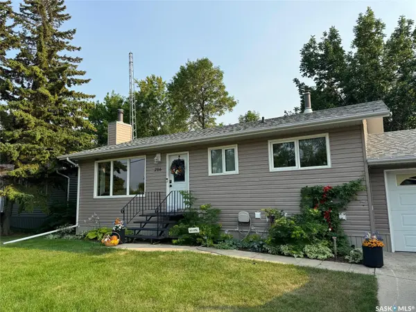 206 Pacific AVENUE, Carnduff, SK S0C 0S0
