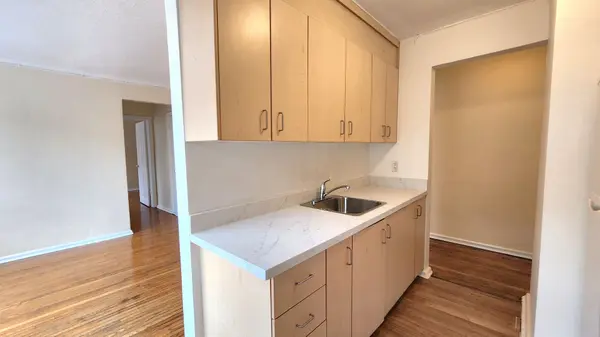 1 Greenbrook DR #304, Toronto W04, ON M6M 2J8