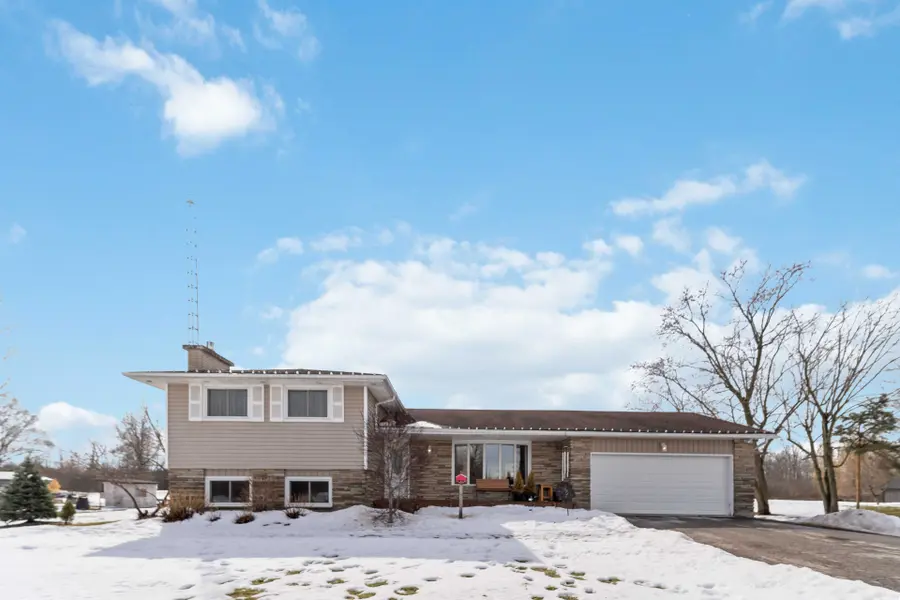147 CAIRNS CRES, Fort Erie, ON L2A 5M4