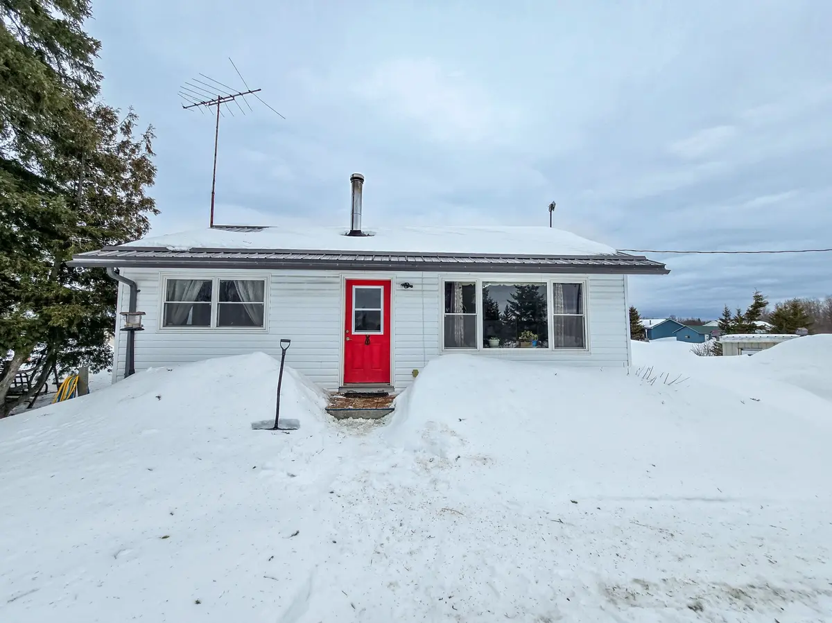 2896 101 HWY, Black River-matheson, ON P0K 1N0