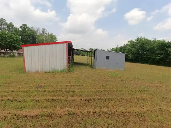 677 Farm To Market Rd 3356, Van Alstyne, TX 75495