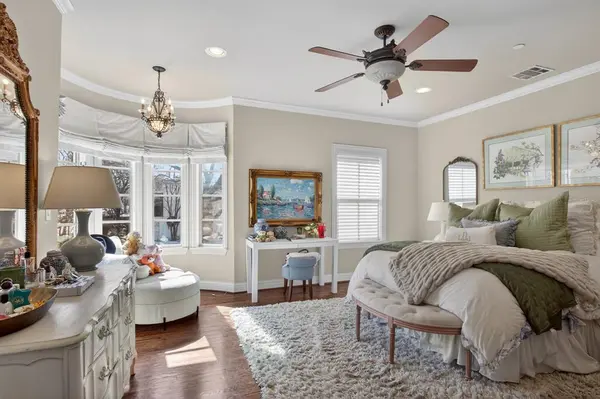 5801 Hillcrest Avenue #06, University Park, TX 75205