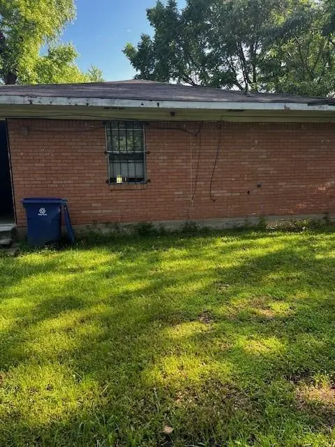 1827 Hickory Street, Shreveport, LA 71108