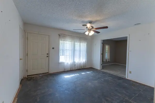 1103 Fifth Avenue, Coleman, TX 76834