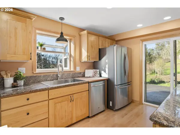 9275 SE TERRACE VIEW CT, Amity, OR 97101