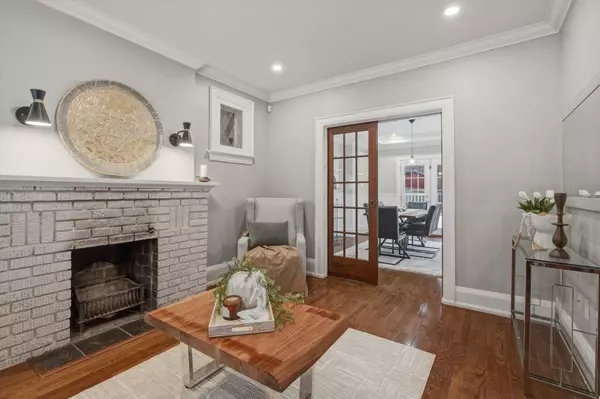 55 Atlas AVE, Toronto C03, ON M6C 3P1