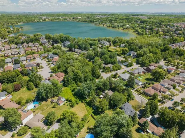 66 Lakeland CRES, Richmond Hill, ON L4E 2Z9