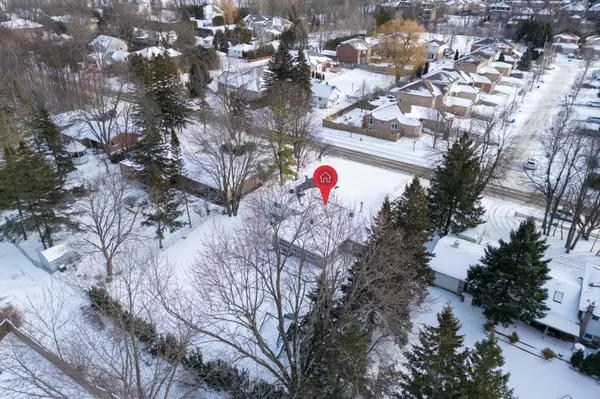 66 Lakeland CRES, Richmond Hill, ON L4E 2Z9