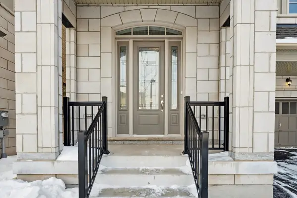 3266 Millicent AVE, Oakville, ON L6H 0V8