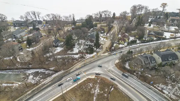 1064 Mohawk RD, Burlington, ON L7T 3M6