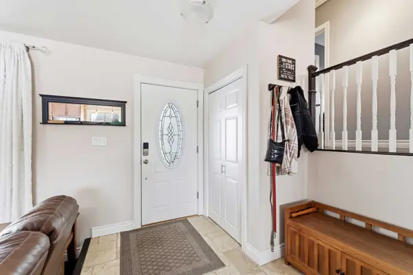 147 CAIRNS CRES, Fort Erie, ON L2A 5M4