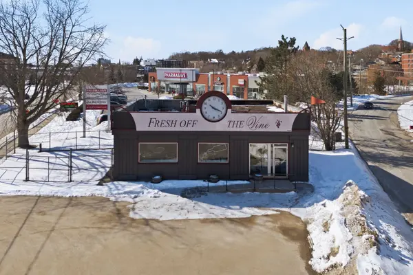 84 Ontario ST, Port Hope, ON L1A 2T8