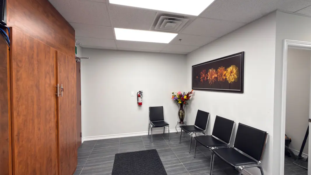 4515 Ebenezer RD #213 - room 2 and room 4, Brampton, ON L6P 2K7