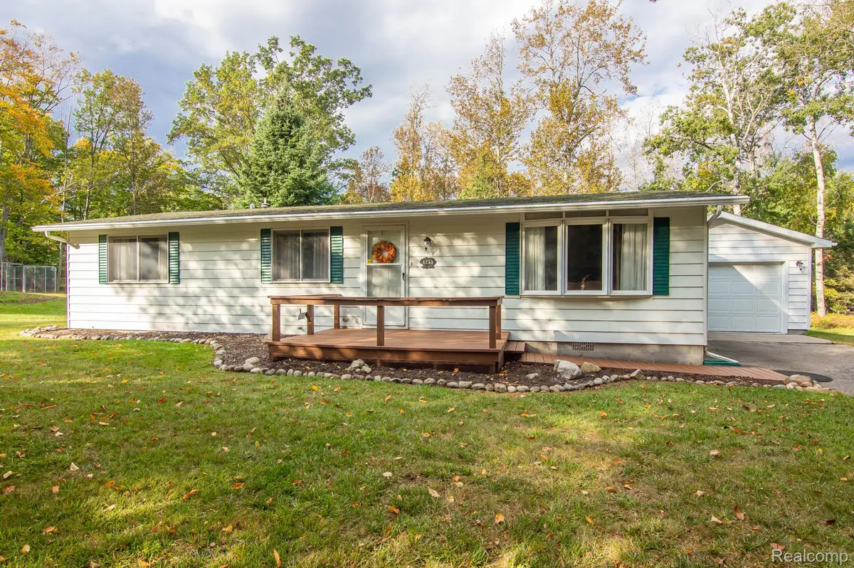 4255 N Elder TRL, Alcona Township, MI 48742