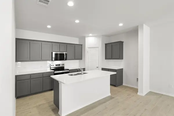 1711 Teton River Drive, Blue Ridge, TX 75424