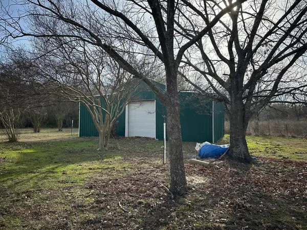 8099 W Interstate Highway 30, Cumby, TX 75433