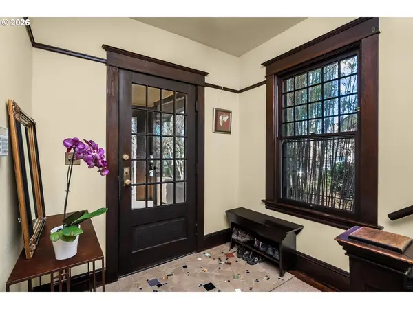 1332 SE 44TH AVE, Portland, OR 97215