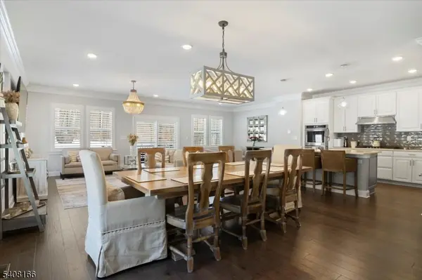 10 Albie Dr, Mountain Lakes Boro, NJ 07046