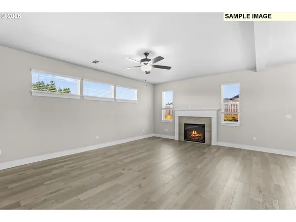 2043 E OTTER LOOP, La Center, WA 98629