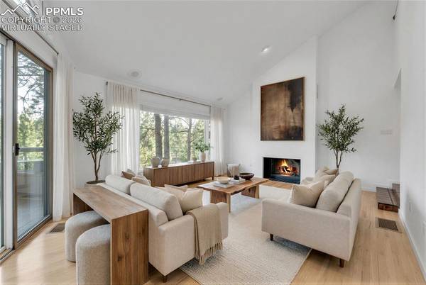 4966 Delaware DR, Larkspur, CO 80118