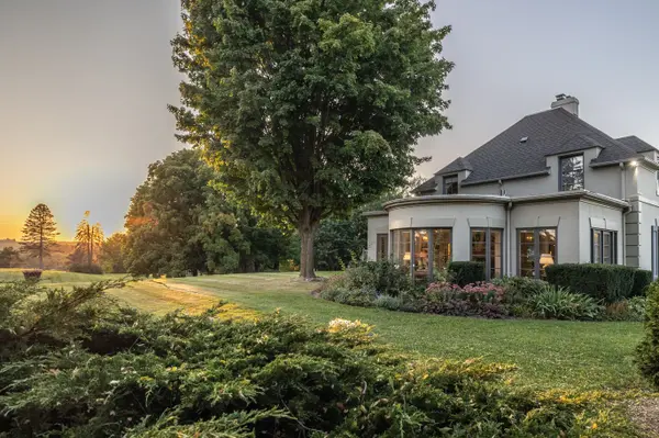 14455 Dufferin ST, King, ON L7B 1M6