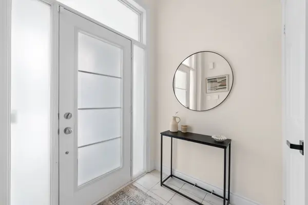 71 Farooq BLVD, Vaughan, ON L4H 4P3