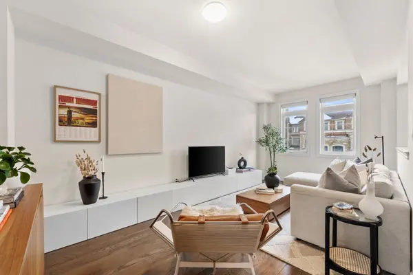 71 Farooq BLVD, Vaughan, ON L4H 4P3