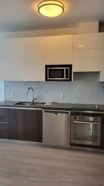 15 Water Walk DR #2601, Markham, ON L6G 0G2