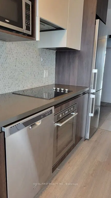 15 Water Walk DR #2601, Markham, ON L6G 0G2