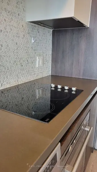 15 Water Walk DR #2601, Markham, ON L6G 0G2