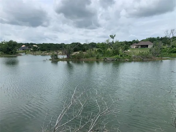 000 Anglers Point, Bluff Dale, TX 76433
