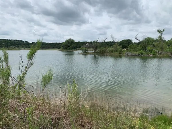 000 Anglers Point, Bluff Dale, TX 76433