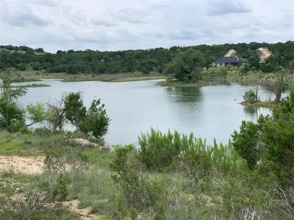 000 Anglers Point, Bluff Dale, TX 76433