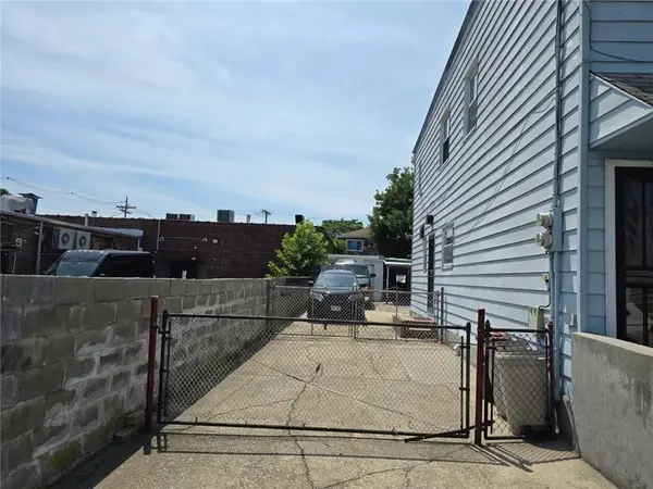 1388 East 95th ST, Brooklyn, NY 11236