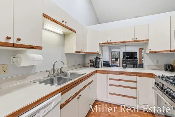 1520 Liberty LN, City Of Hastings, MI 49058