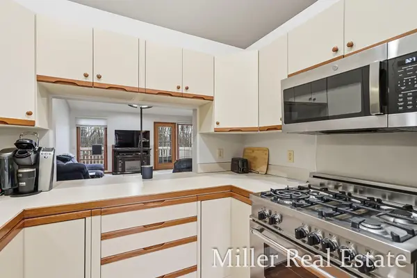 1520 Liberty LN, City Of Hastings, MI 49058