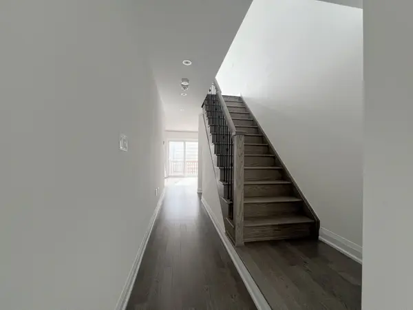 142 Moneypenny PL, Vaughan, ON L4J 0L1