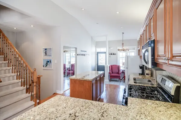 57 High Vista DR, Oro-medonte, ON L4M 4Y8