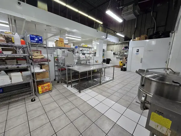 6905 Millcreek DR #1, Mississauga, ON L5N 6A3