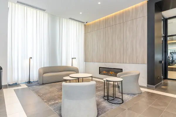 1 Jarvis ST W #430, Hamilton, ON L8R 3J2