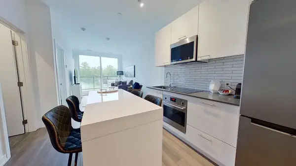 120 Carrick TRL #410, Gravenhurst, ON P1P 0B6