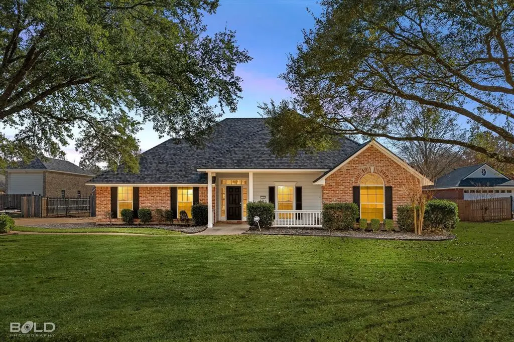 218 Ridgefield Drive, Bossier City, LA 71111