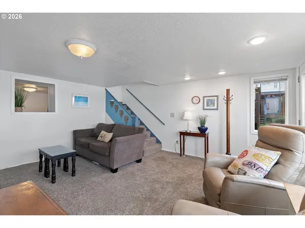 Lincoln City, OR 97367,3521 SW ANCHOR AVE #2