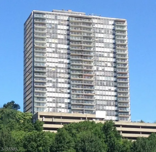 6050 Blvd East #3E,  West New York Town,  NJ 07093