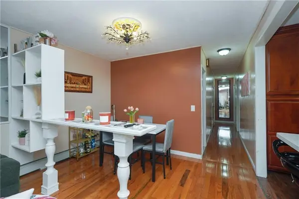 463 Beach 68th ST, Arverne, NY 11692